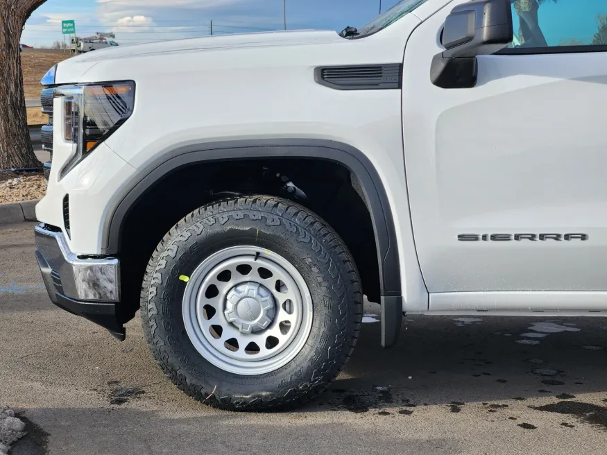 2026 GMC Sierra 1500 Pro | Photo 4 of 21