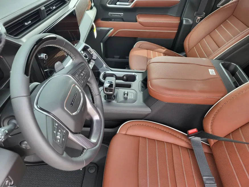 2026 GMC Sierra 1500 Denali Ultimate | Photo 11 of 26