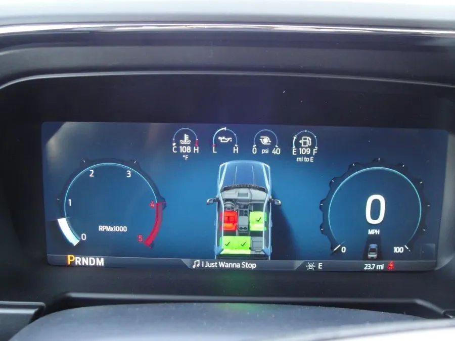 2026 Ford Super Duty F-250 Lariat | Photo 30 of 52