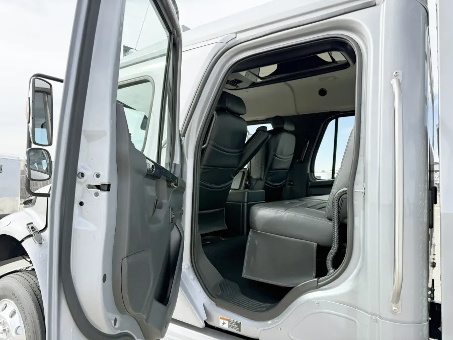 2024 Freightliner M2 106 Plus Summit Hauler | Photo 10 of 23