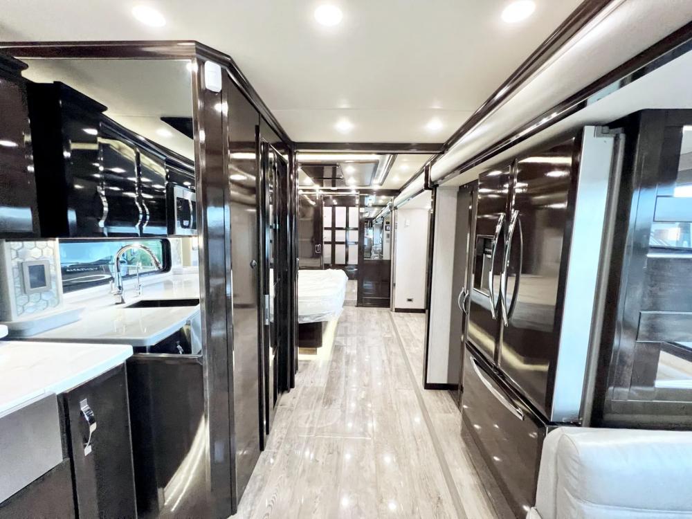 2020 Newmar King Aire 4531 | Photo 12 of 42