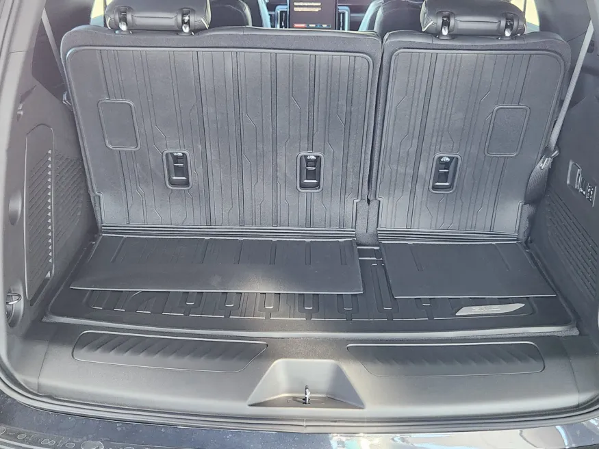 2026 GMC Yukon Elevation | Photo 12 of 25