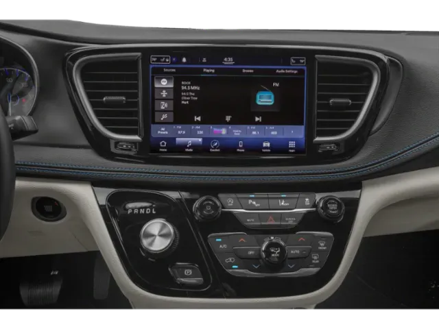 Used 2022 Chrysler Pacifica in Scottsbluff, NE Van / Minivan Cars