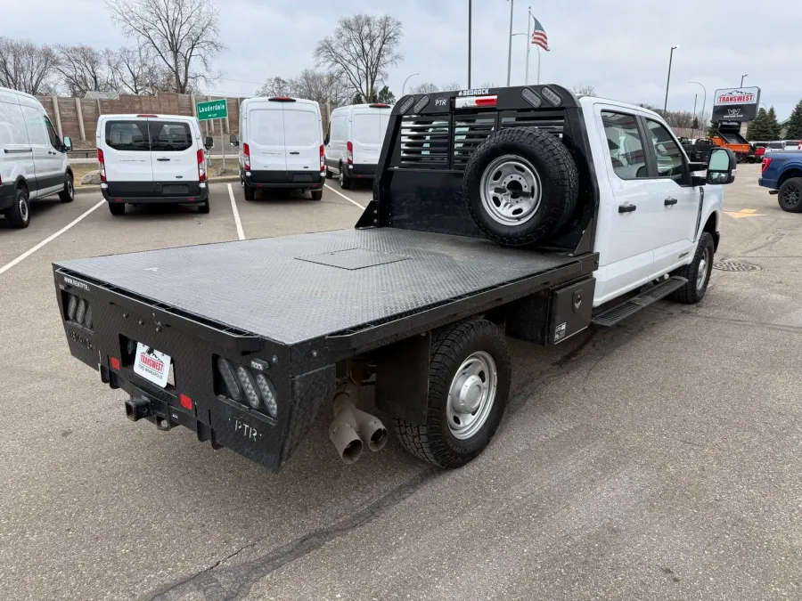 2024 Ford Super Duty F-250 XL | Photo 13 of 20