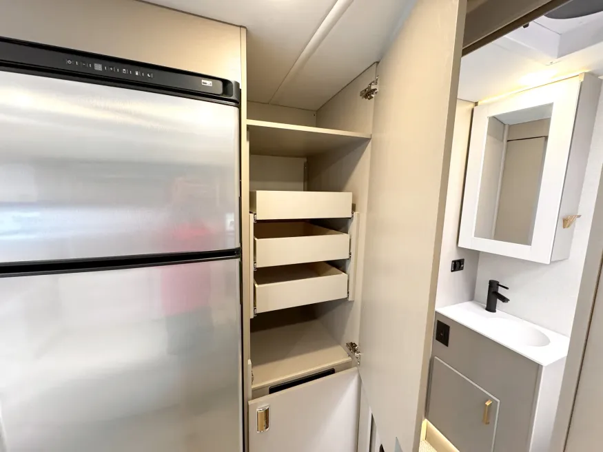 2026 Winnebago Navion 24D | Photo 9 of 23