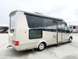 2021 Leisure Travel Van Wonder W24RL | Thumbnail Photo 16 of 23