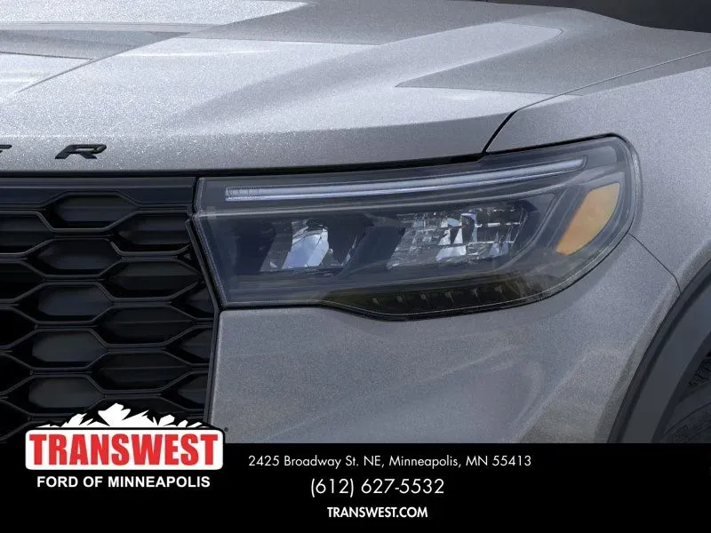 2026 Ford Explorer ST-Line | Photo 17 of 23