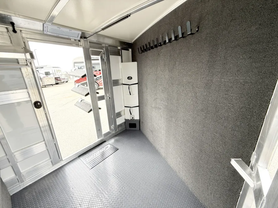 2026 Cimarron Lonestar | Photo 7 of 18