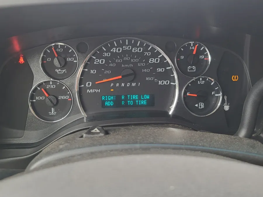 2020 GMC Savana Commercial Cutaway CUTWAY | Photo 14 of 20