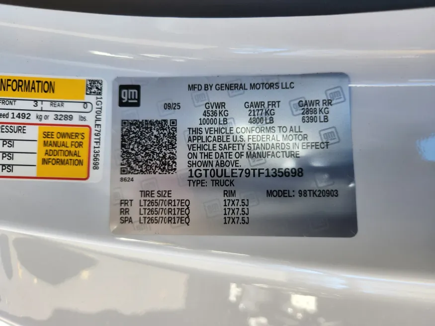 2026 GMC Sierra 2500HD Pro | Photo 28 of 29