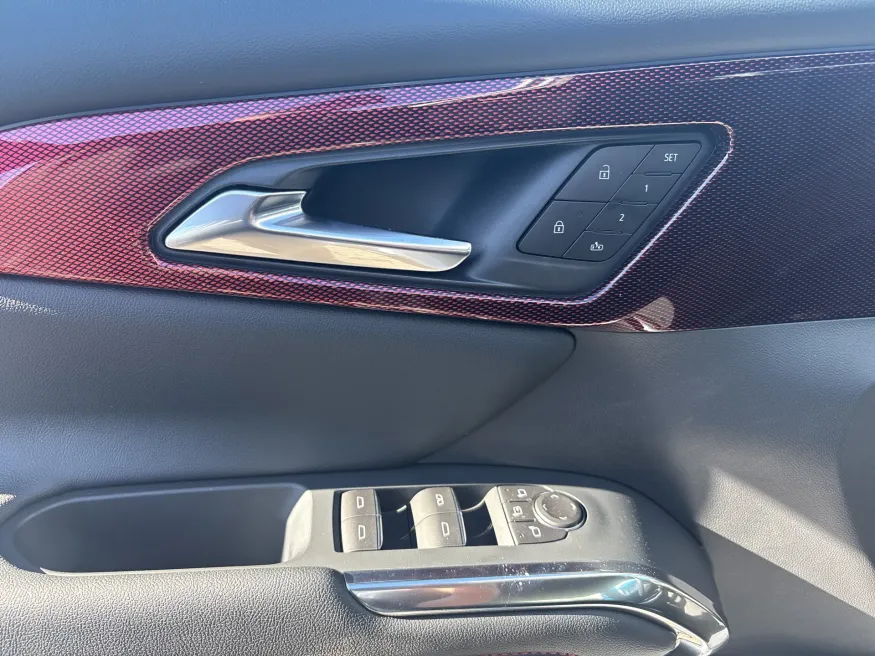 2026 Chevrolet Traverse AWD RS | Photo 15 of 23