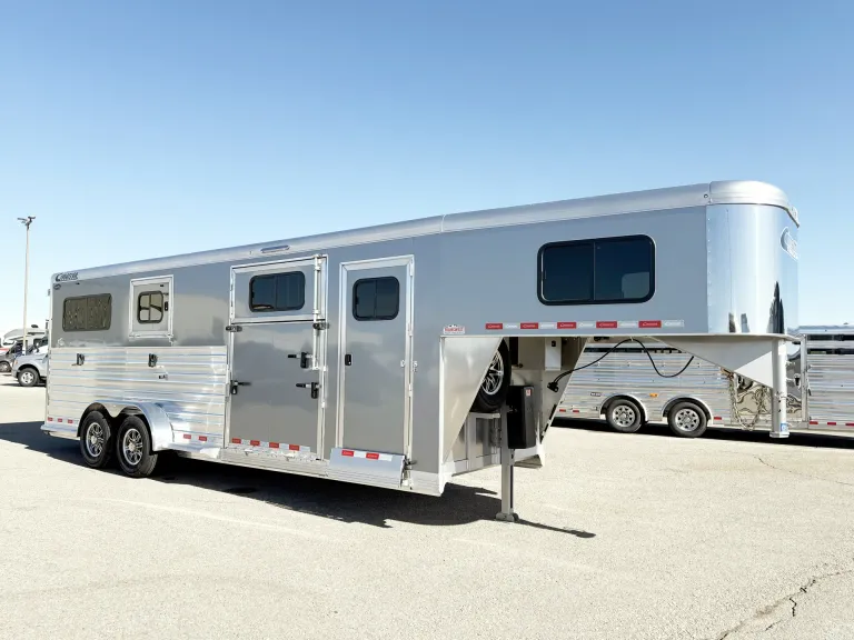 2025 Cimarron Norstar Warmblood 2 + 1