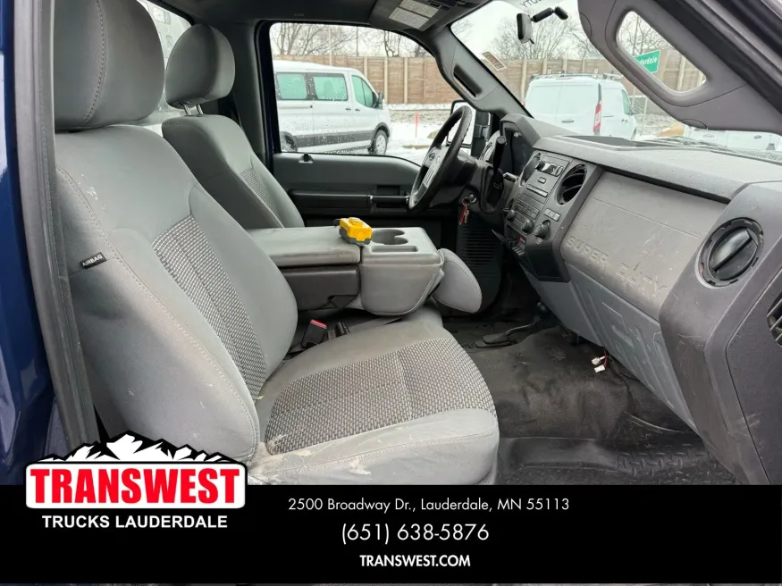 2011 Ford Super Duty F-350 XL | Photo 6 of 20