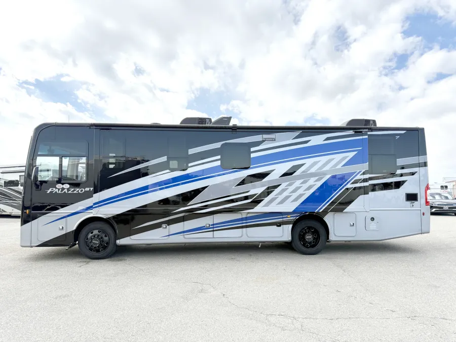 2025 Thor Palazzo GT 33.6 | Photo 20 of 30