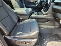 2025 GMC Yukon XL Elevation | Thumbnail Photo 20 of 33