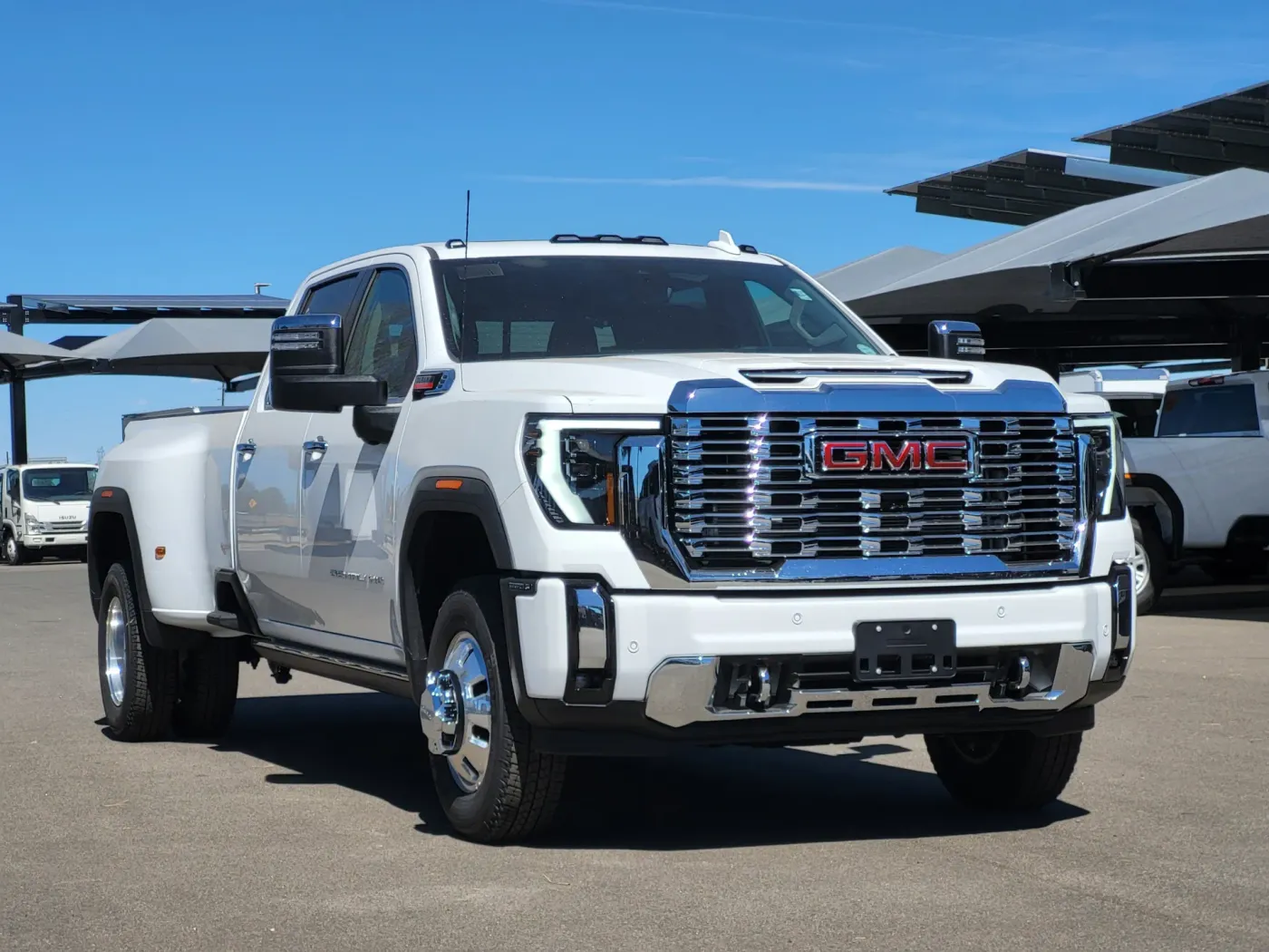 2026 GMC Sierra 3500HD Denali | Photo 2 of 25