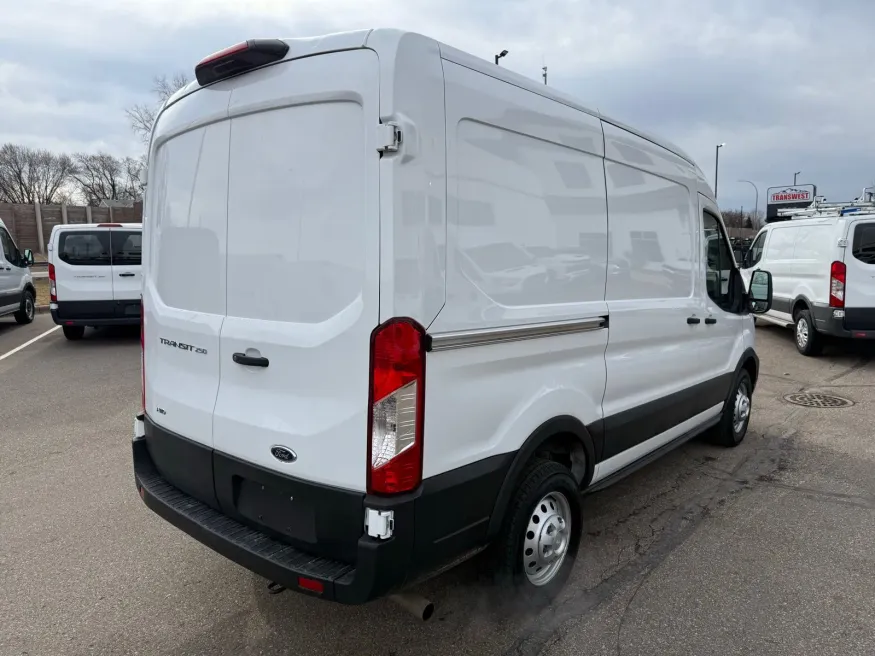 2023 Ford Transit-250 Base | Photo 13 of 20