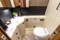 2026 Emerald Luxury Coaches Prevost H3-45 Triple Slide | Thumbnail Photo 9 of 20