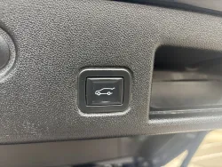 2020 Chevrolet Equinox LT | Thumbnail Photo 9 of 22