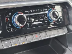 2026 GMC Sierra 1500 Denali | Thumbnail Photo 16 of 26