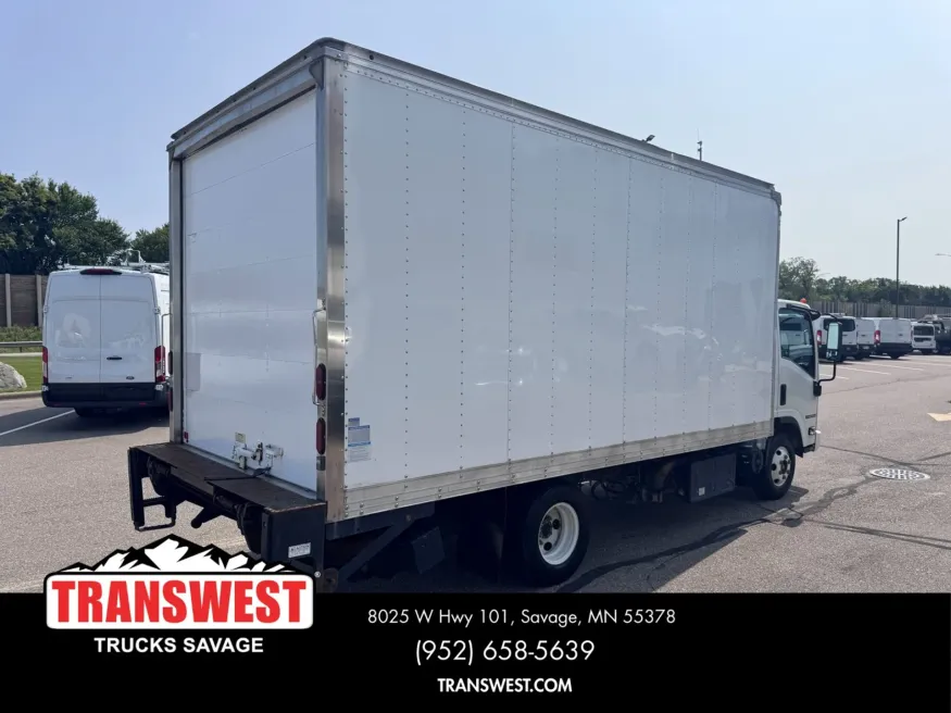 2020 Isuzu NPR | Photo 15 of 18