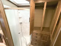 2022 Lakota Bighorn 6HLQ | Thumbnail Photo 11 of 26