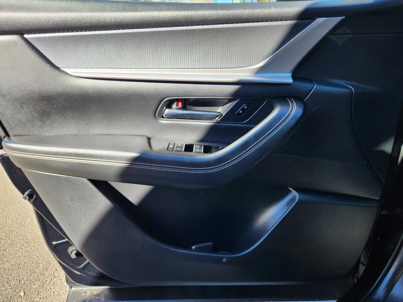 2024 Mazda CX-90 3.3 Turbo Premium | Photo 4 of 30