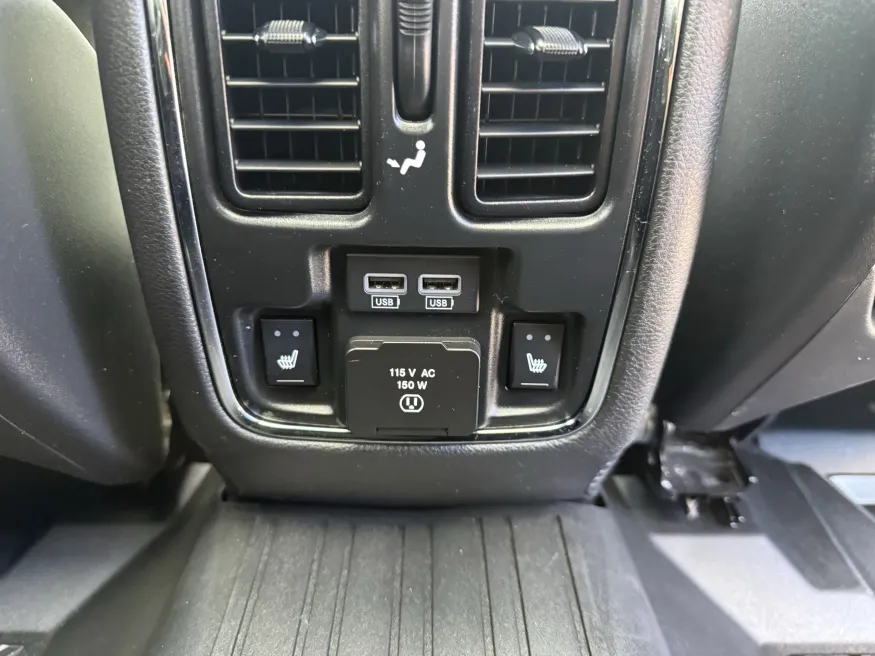 2021 Jeep Grand Cherokee 80th Anniversary | Photo 9 of 17