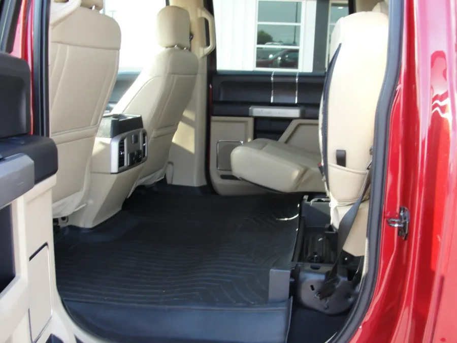 2021 Ford F-350 | Photo 14 of 20