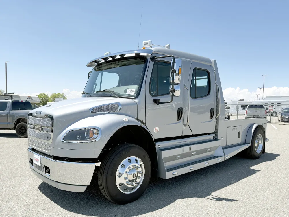 2024 Freightliner M2 106 Summit Hauler