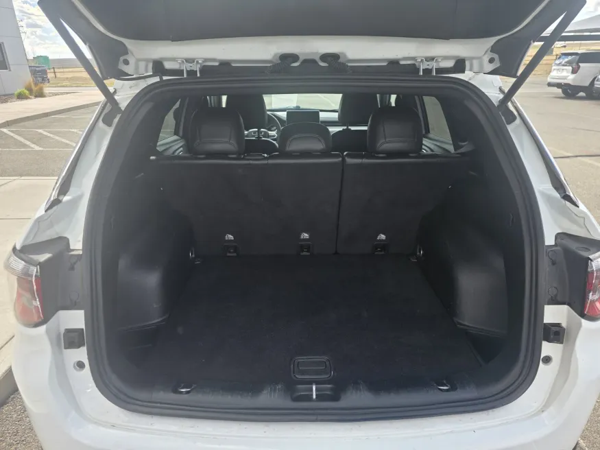 2024 Jeep Compass Latitude | Photo 13 of 21