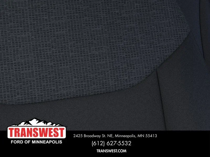 2026 Ford Maverick XL | Photo 16 of 24