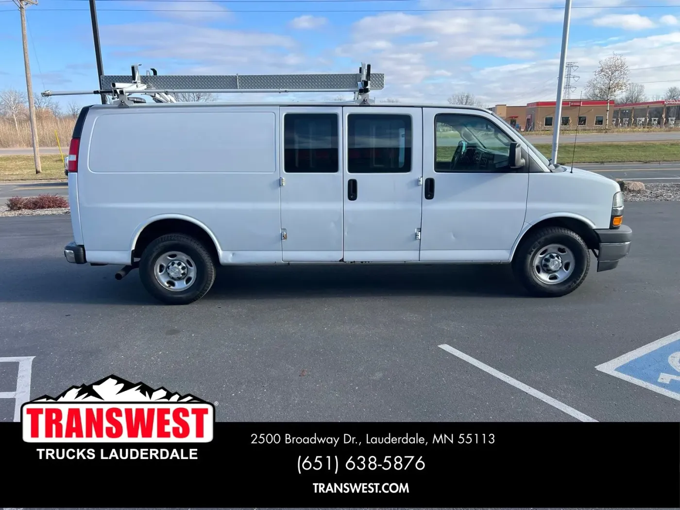 2018 Chevrolet Express 3500 Work Van | Photo 5 of 19