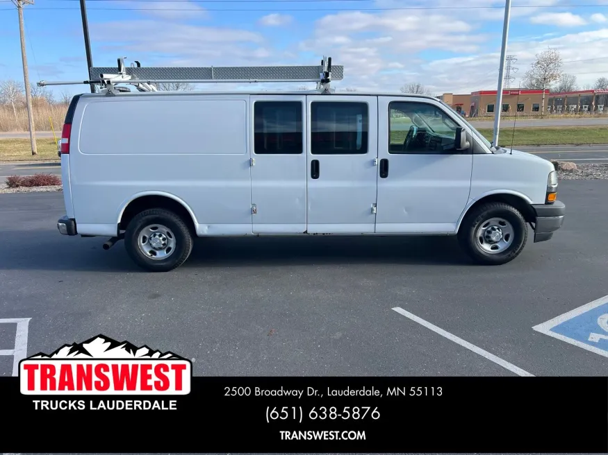2018 Chevrolet Express 3500 Work Van | Photo 5 of 19