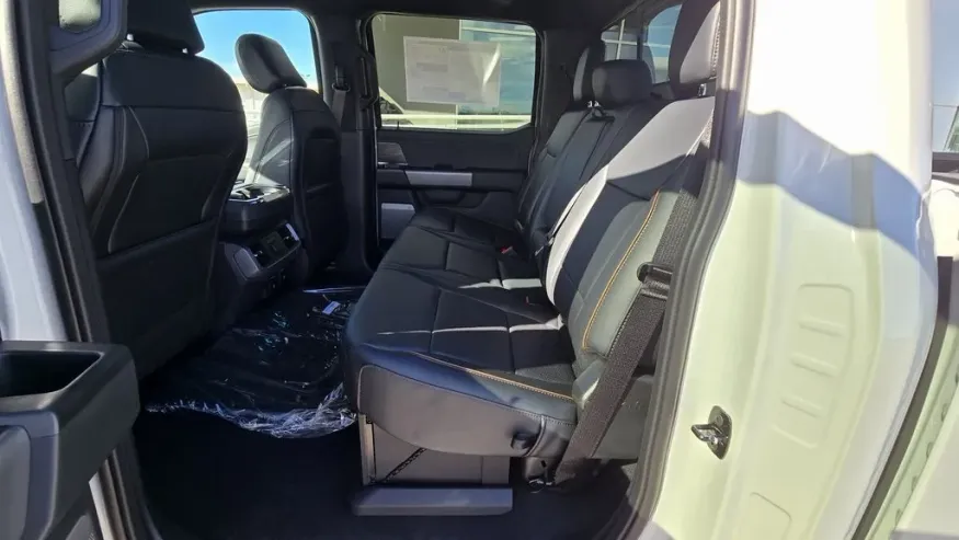 2025 Ford F-150 | Photo 30 of 32