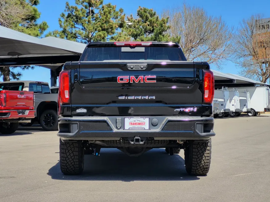 2026 GMC Sierra 1500 AT4X | Photo 5 of 27