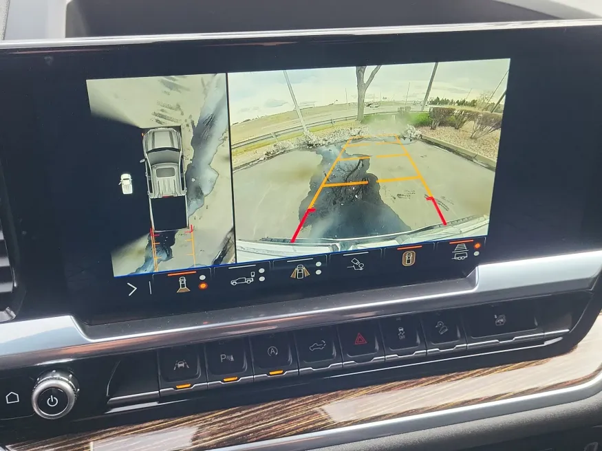 2025 GMC Sierra 1500 Elevation | Photo 16 of 23