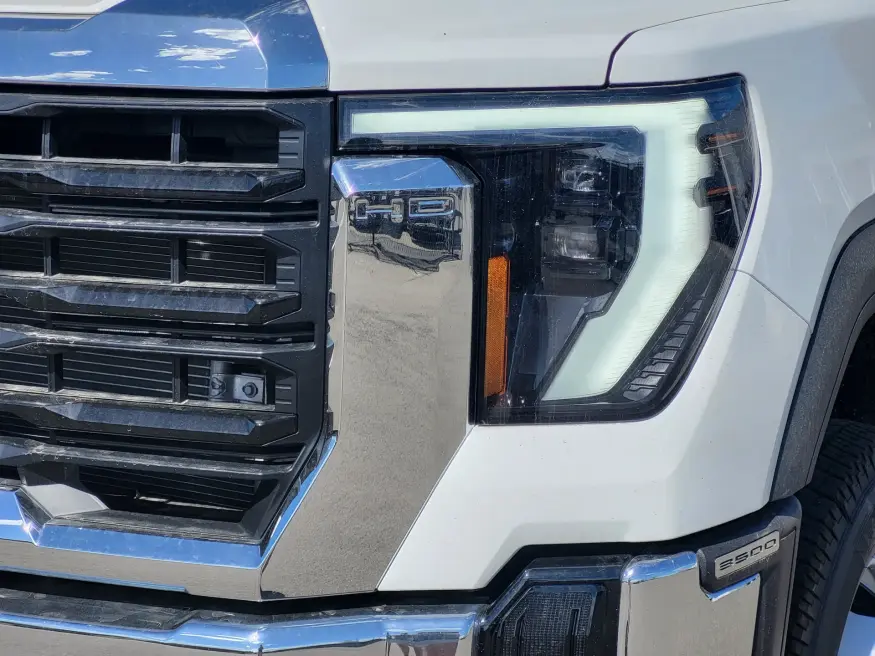 2026 GMC Sierra 3500HD CC Pro | Photo 7 of 23