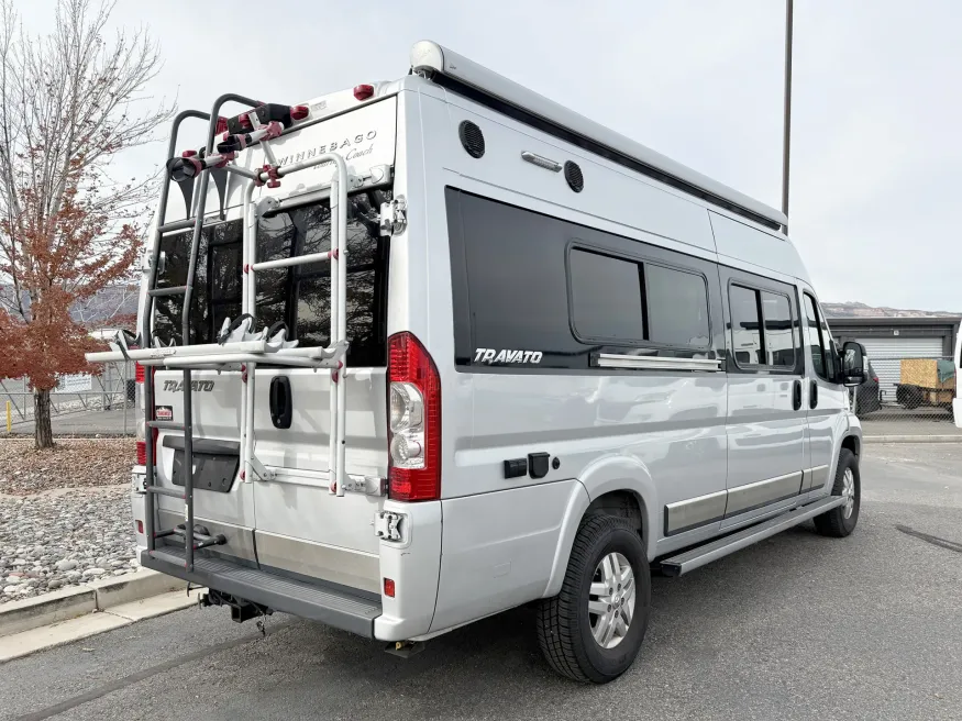 2018 Winnebago Travato BU259K | Photo 10 of 12