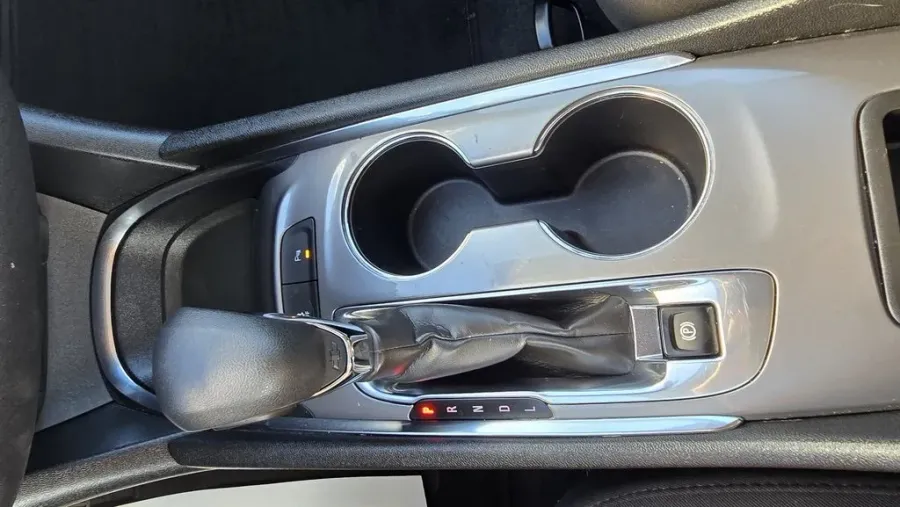 2024 Chevrolet Malibu | Photo 21 of 27