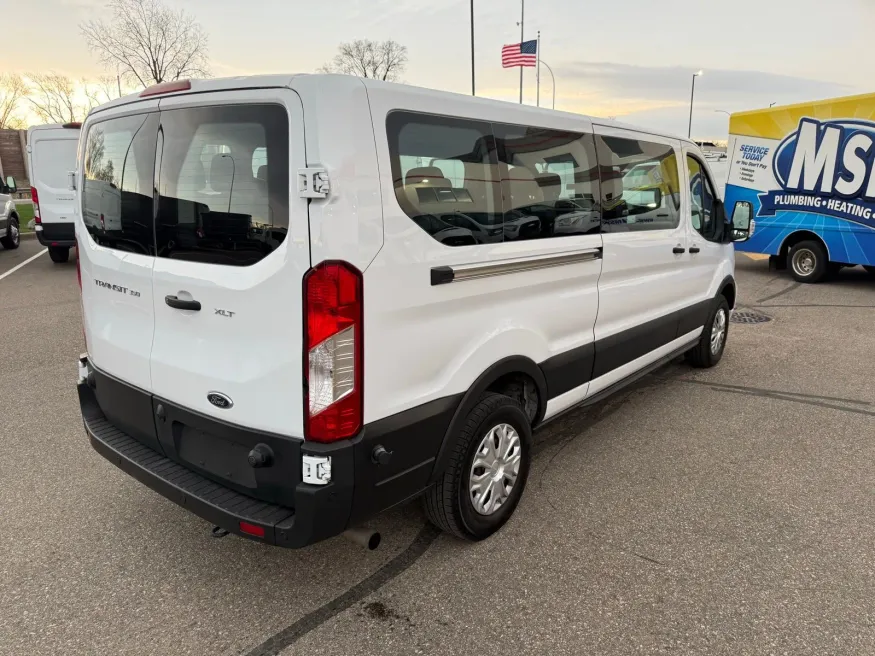 2024 Ford Transit-350 XLT | Photo 14 of 21