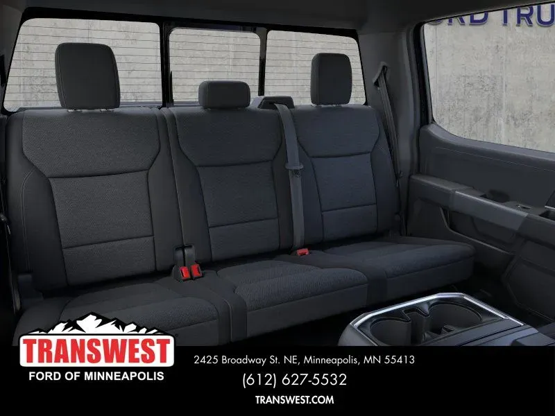 2025 Ford F-150 XLT | Photo 10 of 22