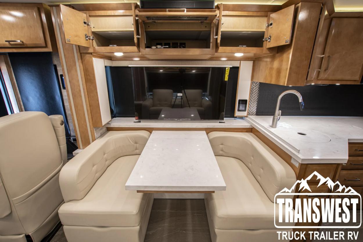 2023 Newmar New Aire 3547 | Photo 14 of 42