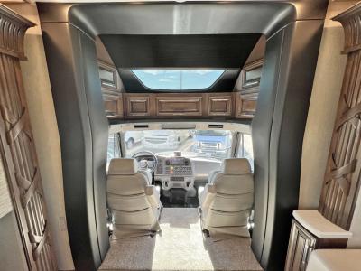 2023 Newmar Supreme Aire 4051 | Thumbnail Photo 10 of 43