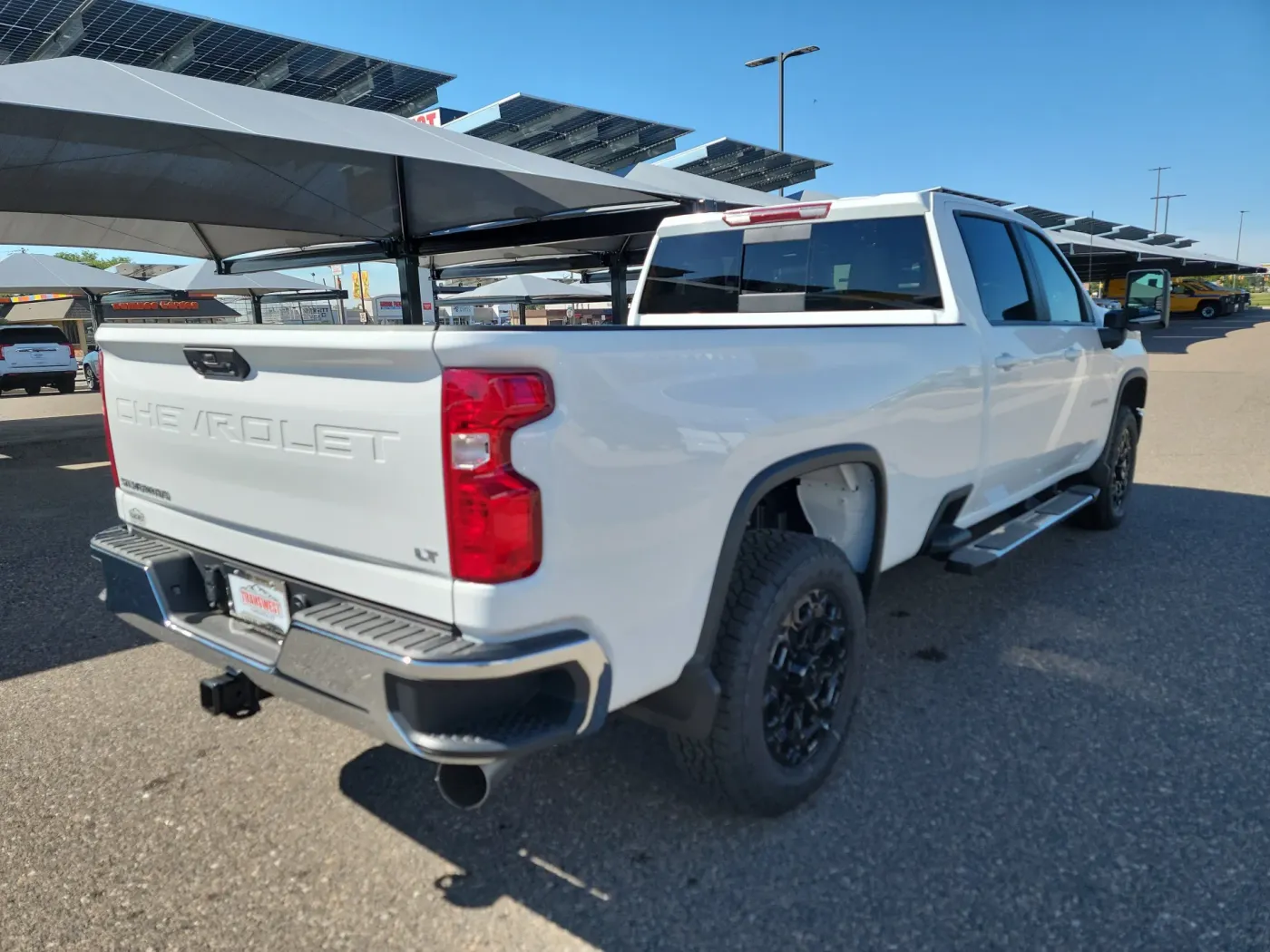 2025 Chevrolet Silverado 3500HD LT | Photo 5 of 18