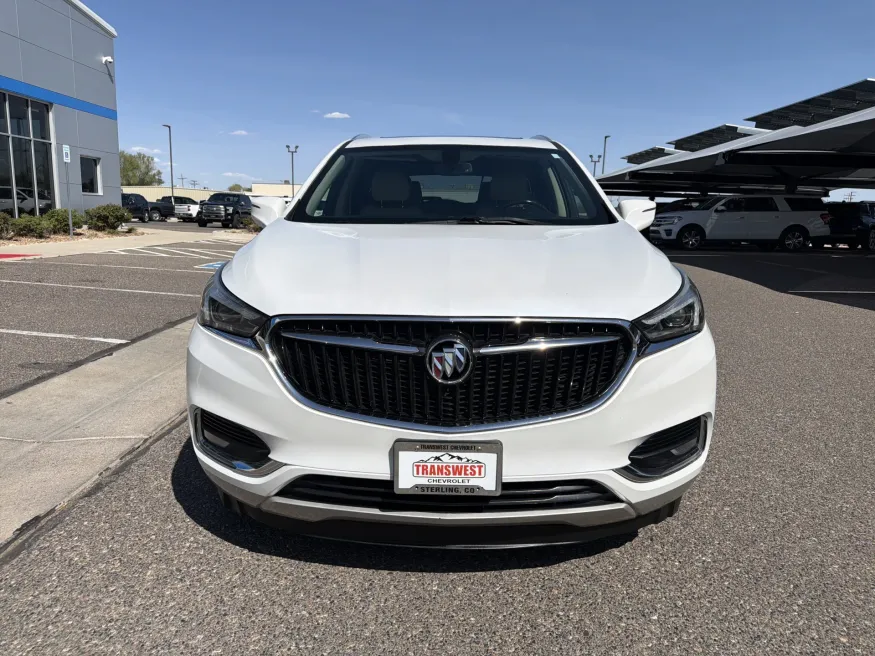 2018 Buick Enclave Essence | Photo 7 of 24