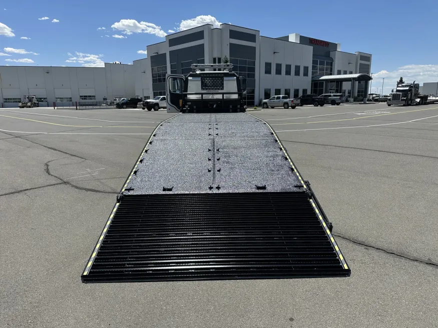 2026 Freightliner M2 106 | Photo 11 of 19