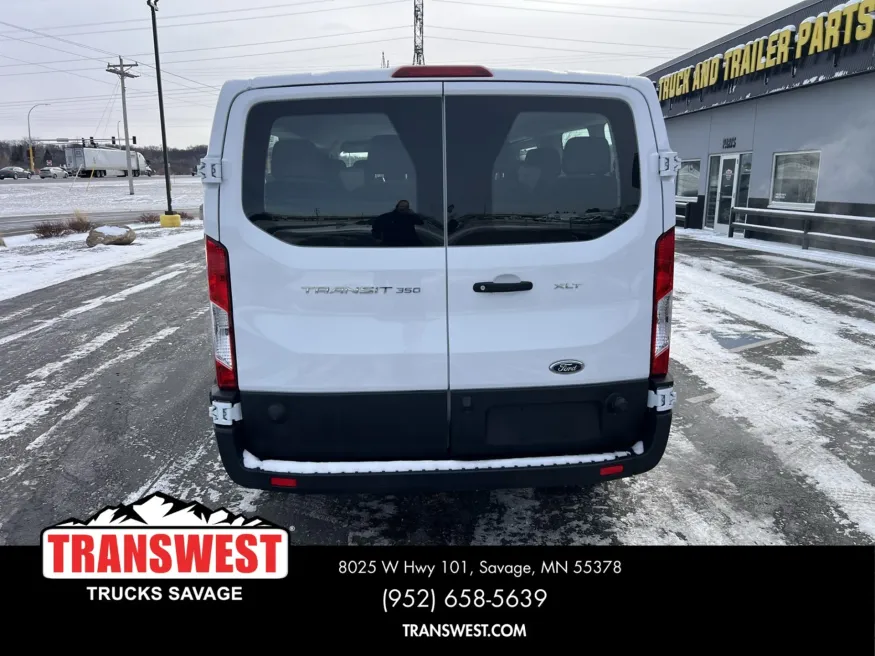 2024 Ford Transit | Photo 9 of 17