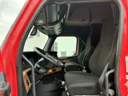 2019 Freightliner Cascadia 126 | Thumbnail Photo 6 of 10