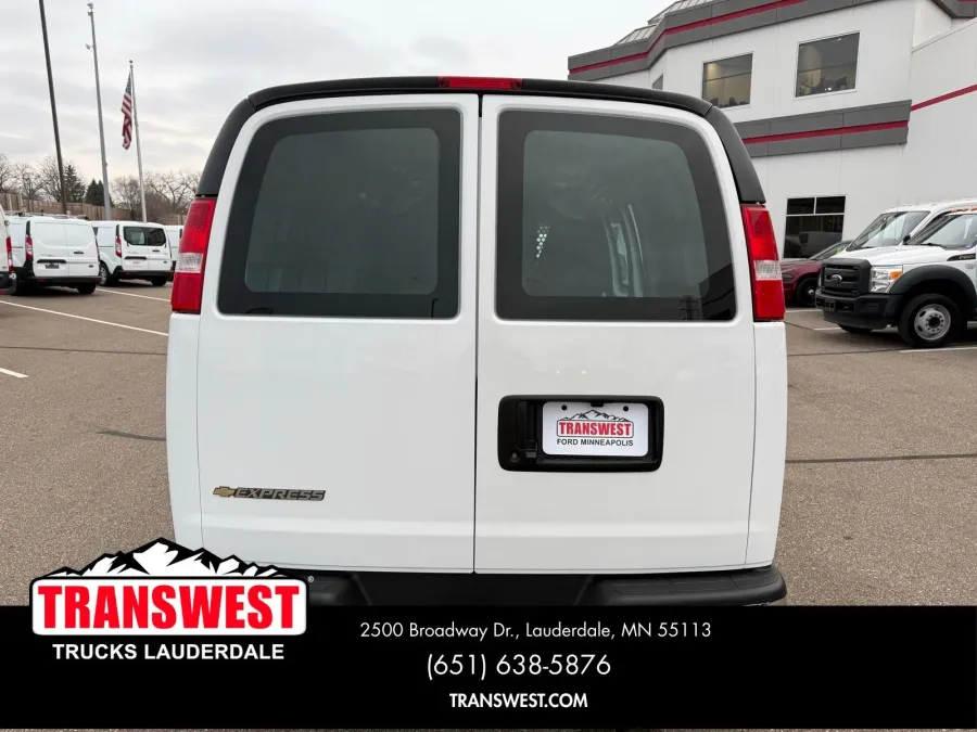 2024 Chevrolet Express 2500 Work Van | Photo 12 of 20